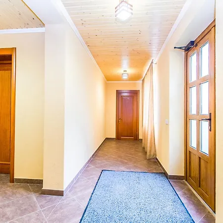 Lodge Berdo Γιαρέμτσε